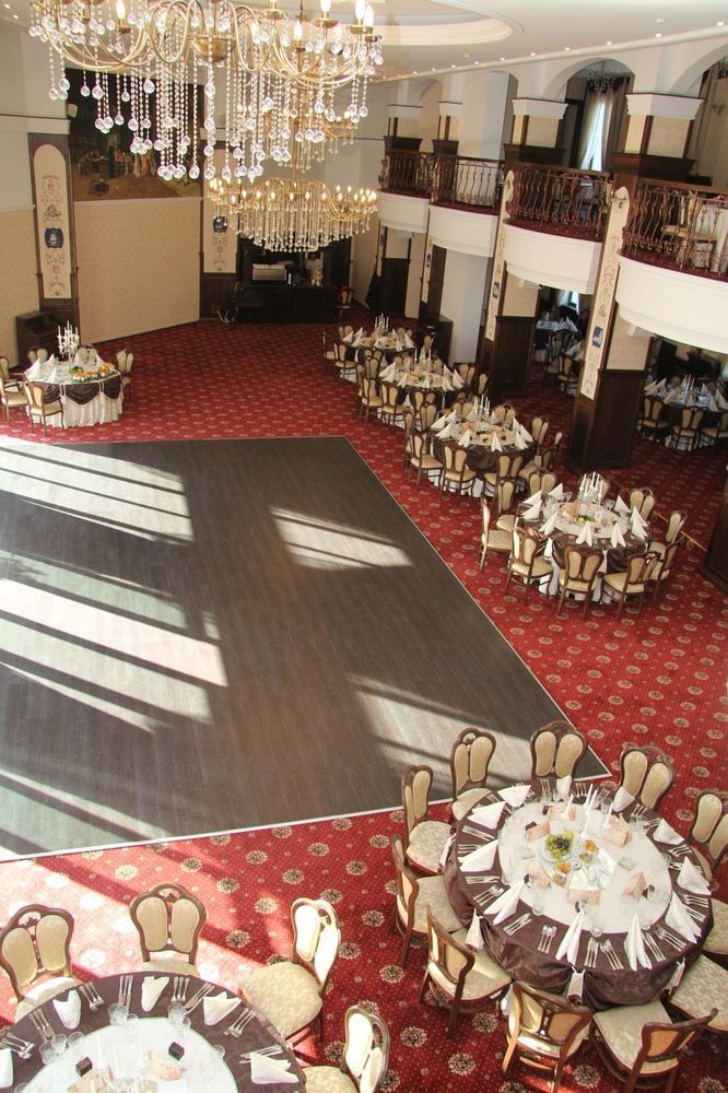 Hotel Pik Elegance Ploieşti Exterior foto